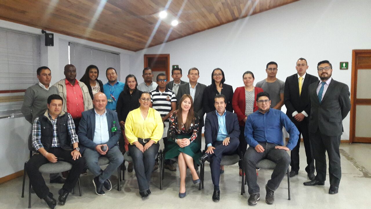 POSESIÓN Funcionarios Ganadores del Concurso de Méritos